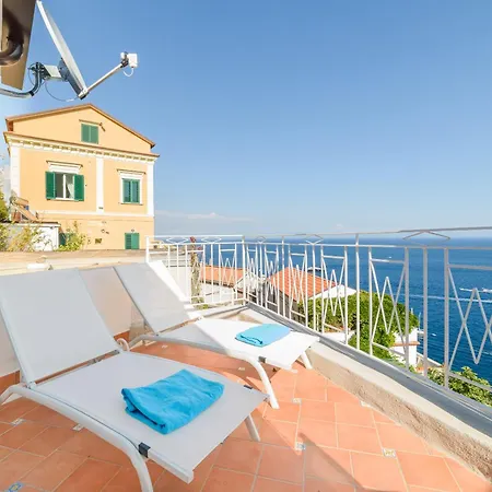 Eden Sul Mare Couette-café 3*