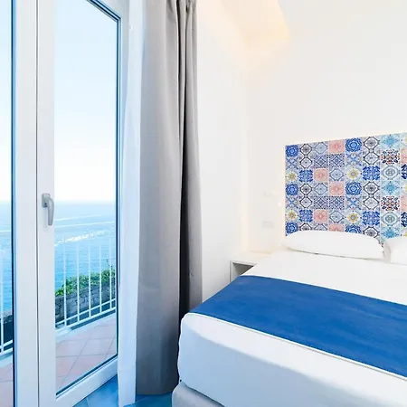 Bed and Breakfast Eden Sul Mare 3*
